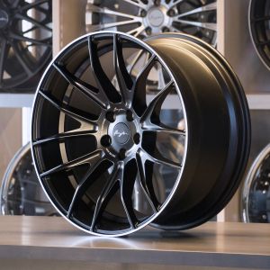 Breyton Race GTX Matt Black with Polished Lip Felge 10,0x20 - 20 Zoll 5x112 Lochkreis