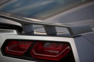 rear wing with mounting plate 2-pieces fits for for Chevrolet Corvette C7