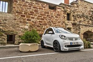 Lorinser Frontspoiler aus Bodykit passend für Smart 453